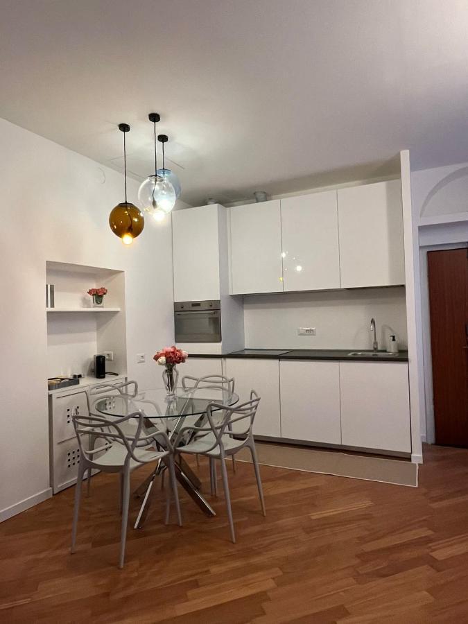 Casa Vercelli Delizioso Bilocale Moderno Nella Vecchia Milano Dış mekan fotoğraf