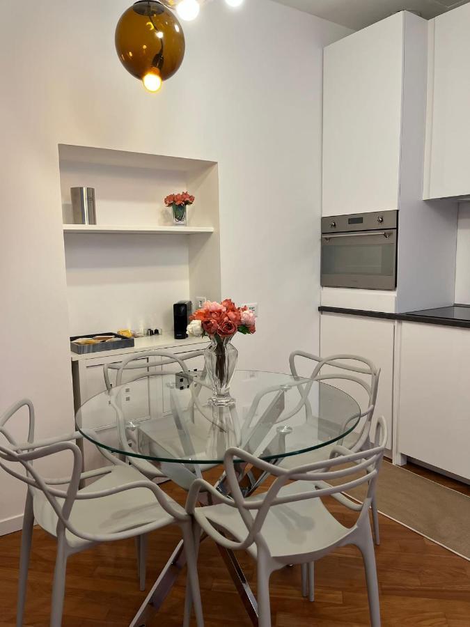 Casa Vercelli Delizioso Bilocale Moderno Nella Vecchia Milano Dış mekan fotoğraf