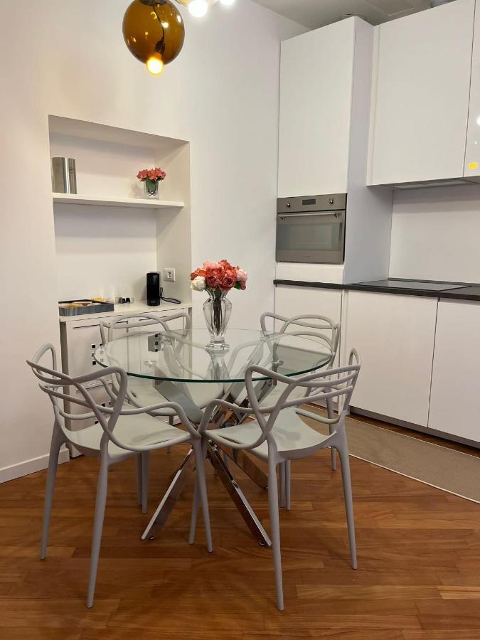 Casa Vercelli Delizioso Bilocale Moderno Nella Vecchia Milano Dış mekan fotoğraf