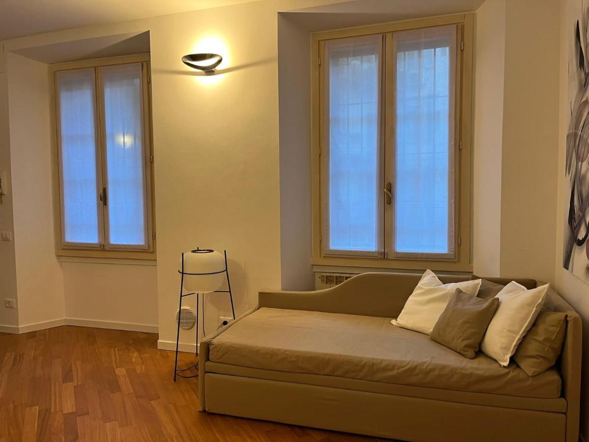 Casa Vercelli Delizioso Bilocale Moderno Nella Vecchia Milano Dış mekan fotoğraf