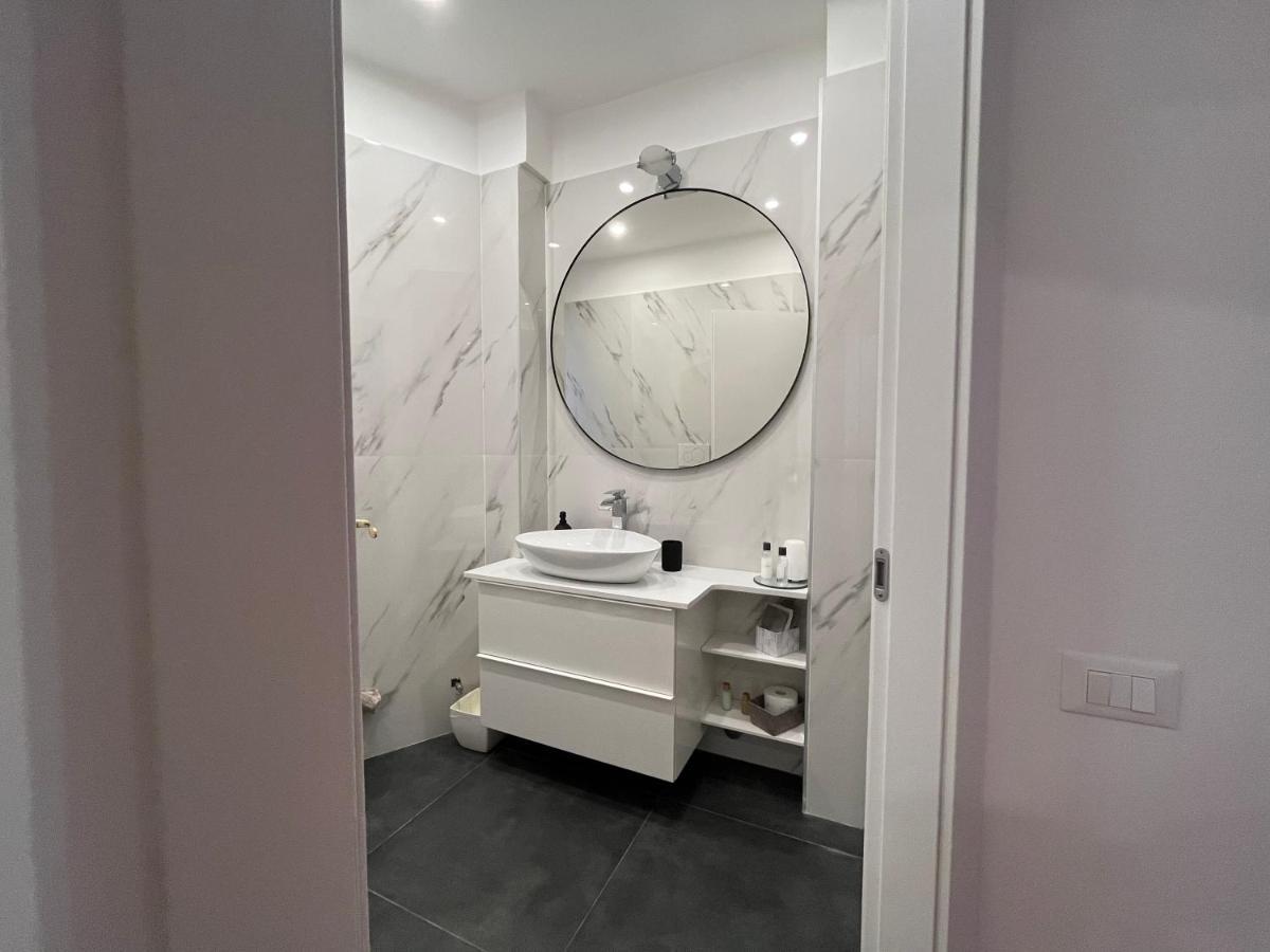 Casa Vercelli Delizioso Bilocale Moderno Nella Vecchia Milano Dış mekan fotoğraf